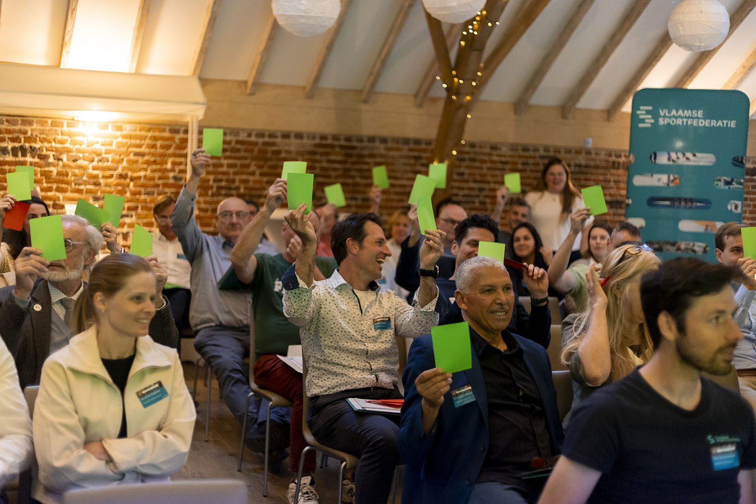 stemming agendapunt met groene kaartjes