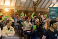 stemming agendapunt met groene kaartjes
