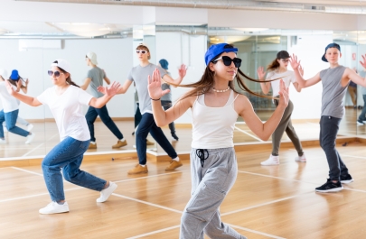 jongeren hiphop in dansstudio