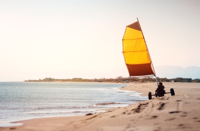 zeilwagen op het strand